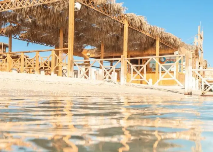 Bahia - 2 Bedrooms Serviced - View Apartmanhotel 3*